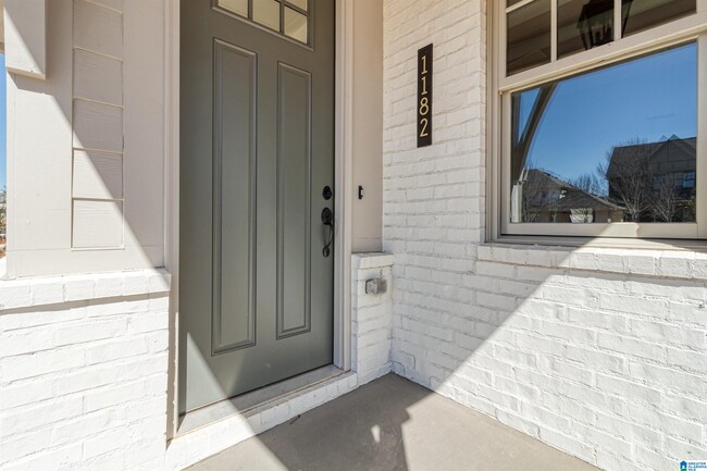 Photo - 1182 Windsor Sq Townhome