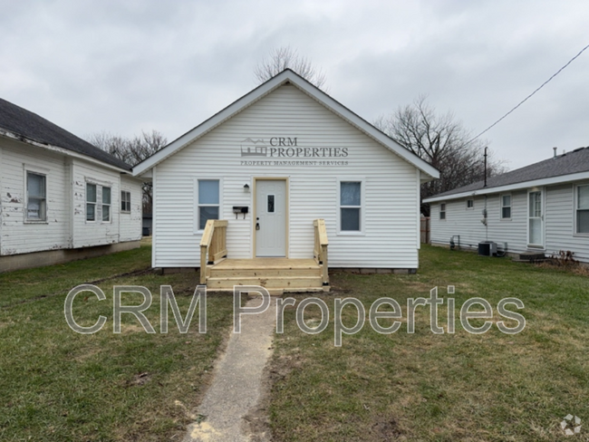 Building Photo - 1233 S Calumet St Rental