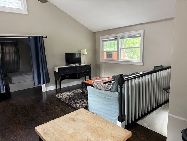 Photo - Suburban Unit 119 UPS