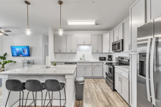 Photo - 514 Pleasant Dr Unidad FL4-ID1284645P