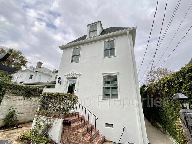 Photo - 17 Rutledge Ave House