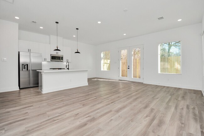 Photo - 778 W Tidwell Rd