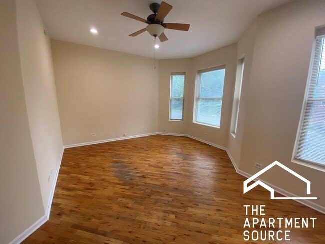 Photo - 2300 S Ridgeway Ave Apartamentos Unidad 2N