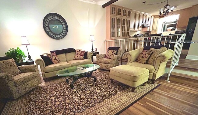3 Foxhill Ct