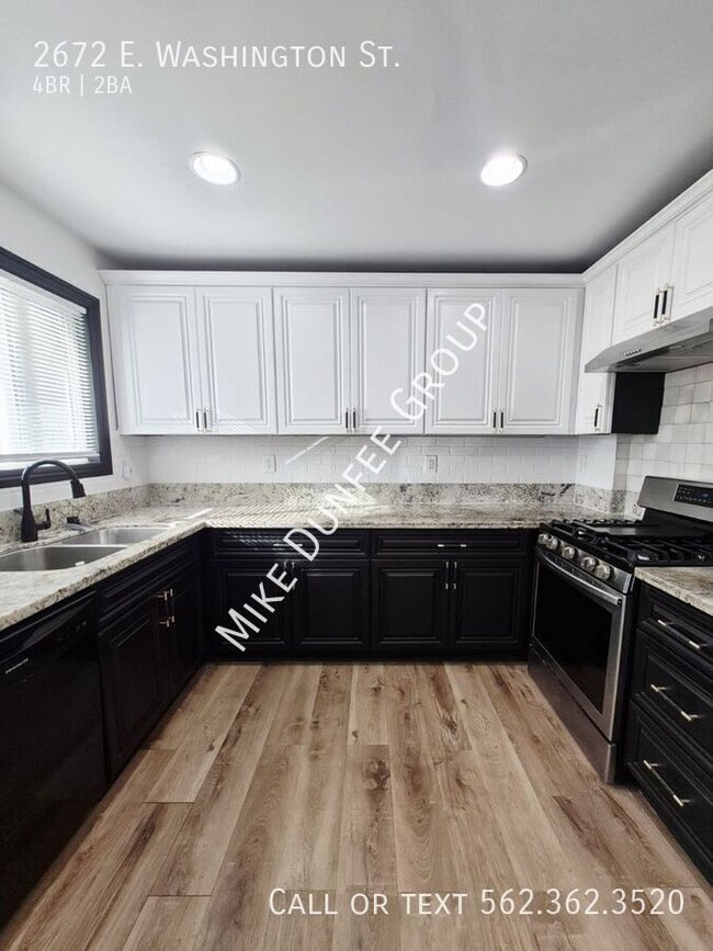 Photo - 2672 E Washington St