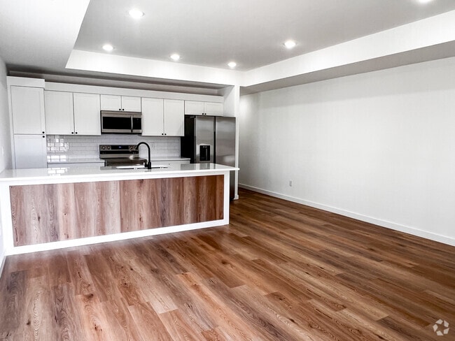 Building Photo - 2033 Brother Arthur Trl Rental