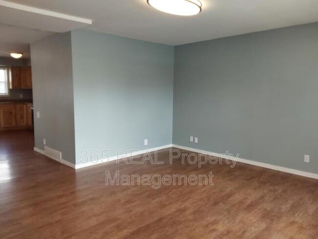 Photo - 2201 12th St