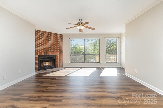 Photo - 1608 Sharon Rd W Unit 46