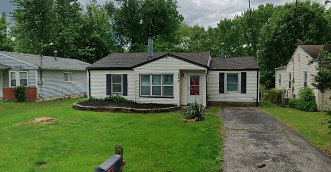 Building Photo - 222 Sadonia Ave