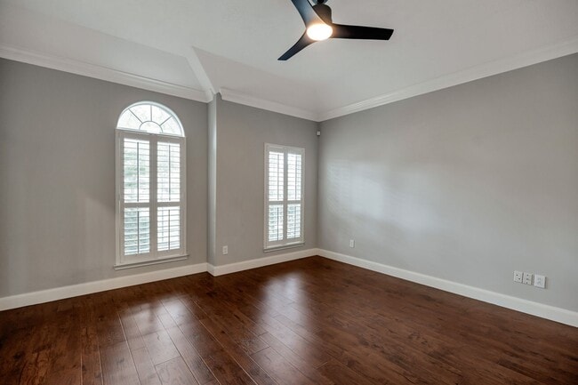 Photo - 2315 Blue Water Bay Dr