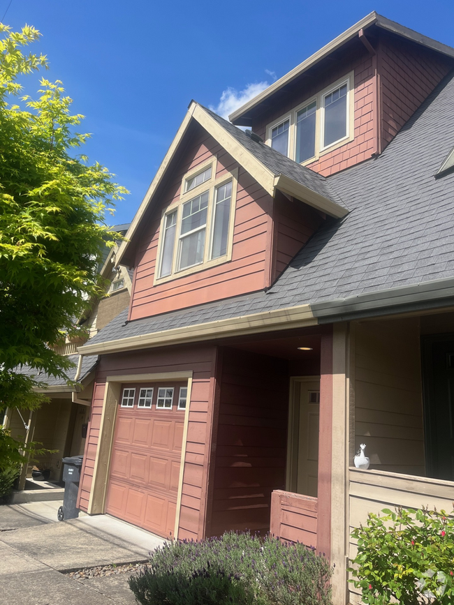 Building Photo - $2,695 - Three Bedrooms, Two & a Half Bath... Rental
