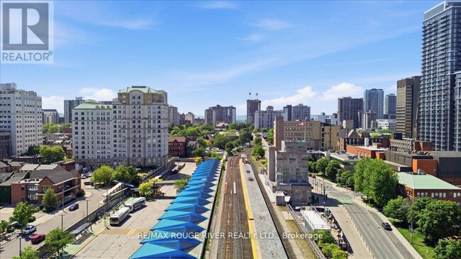 Photo - 135 James St S Unit 1401