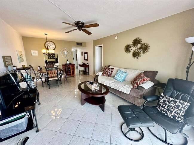 Photo - 2200 E Hallandale Beach Blvd Unit 611
