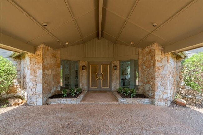 Photo - 1103 St Andrews Dr