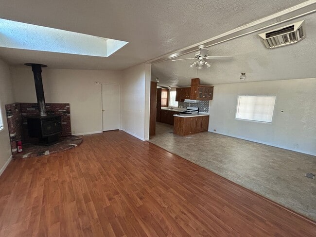 40771 Blue Oak Dr