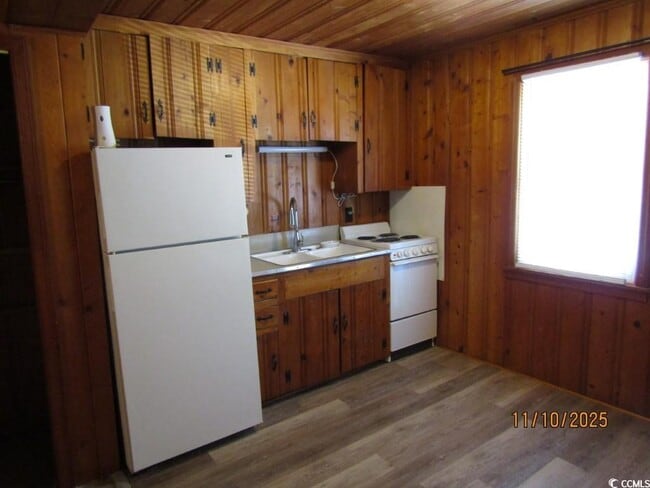 Photo - 500 25th Ave S