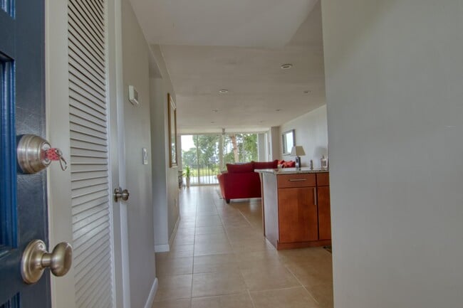 4822 Esedra Ct Unit 206