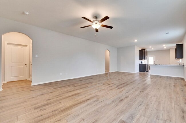 Photo - 213 Mount Vernon Way