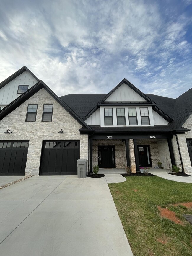 Building Photo - 1043 N Westyn Lp