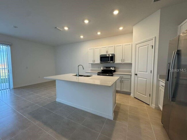 Photo - 7641 Waterscape Drive
