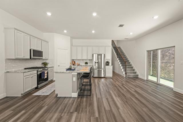 Photo - 7424 Palisades Dr