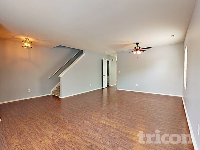 Photo - 4312 Larkhaven Village Dr