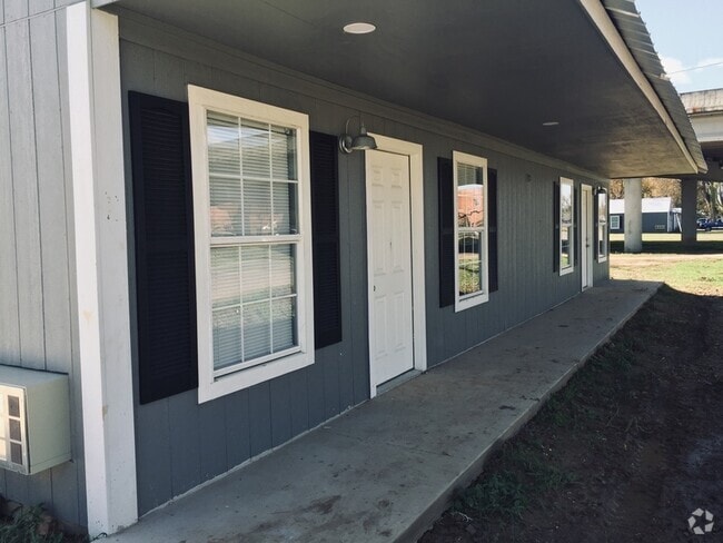 Building Photo - 2010 Grammont St Rental