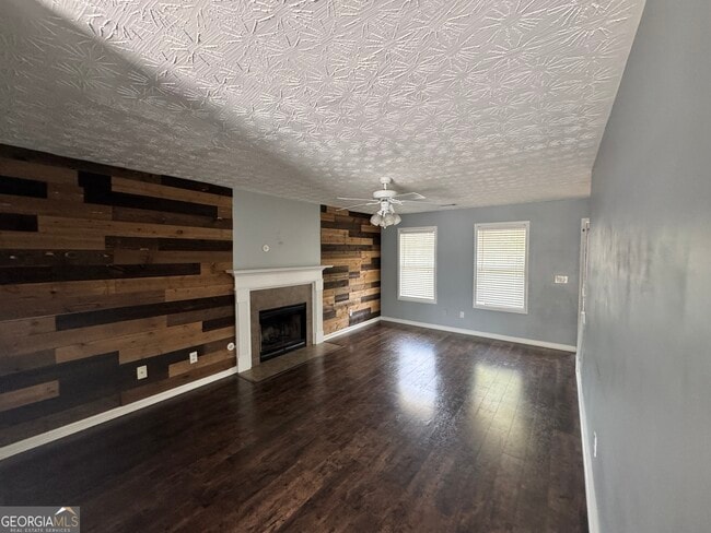 Photo - 104 Jameston Dr
