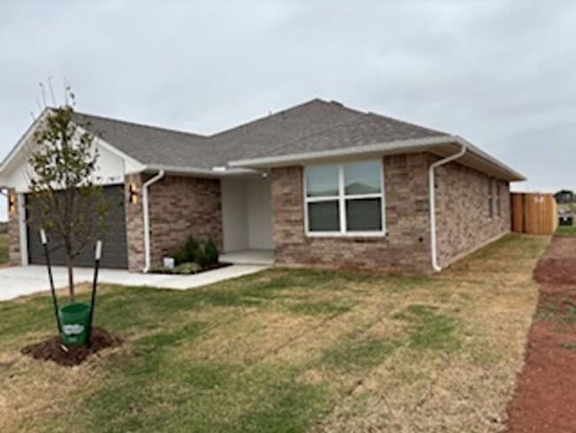 Building Photo - First Month Free!