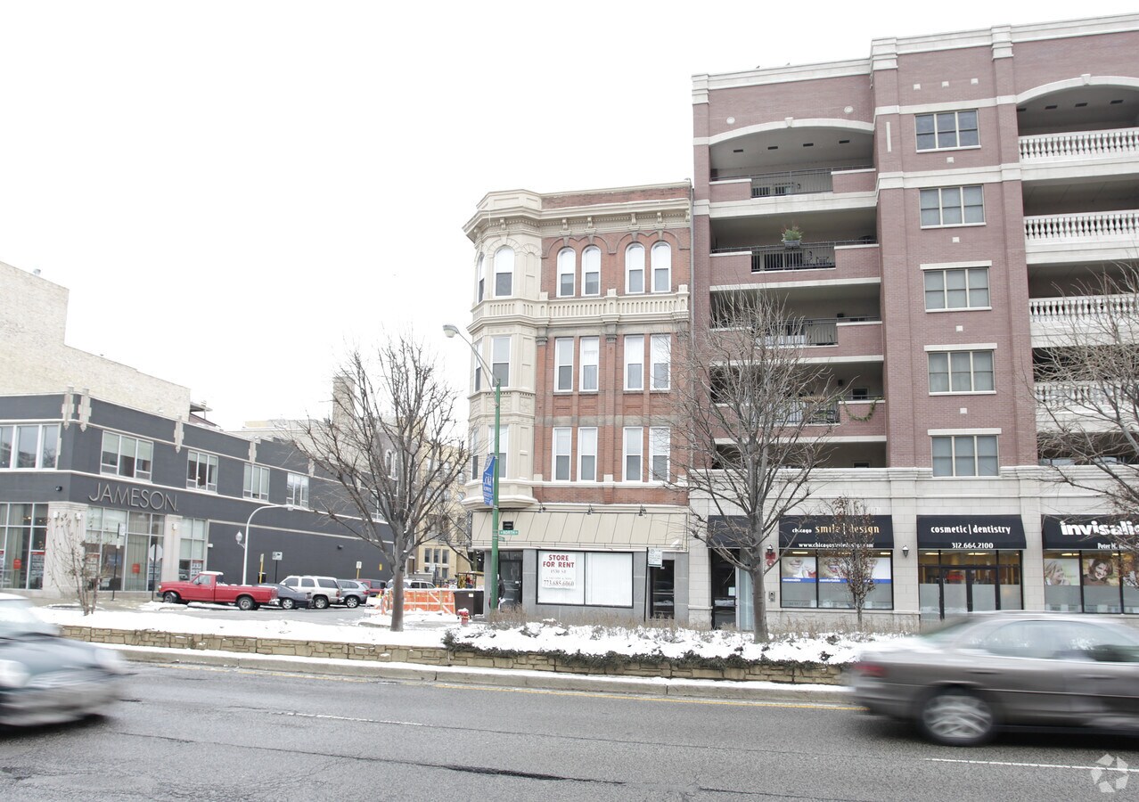 Photo - 435 W North Ave
