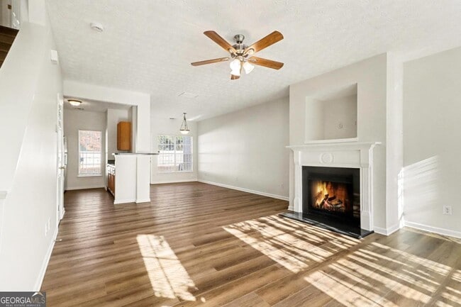 Photo - 2559 Walden Lake Dr