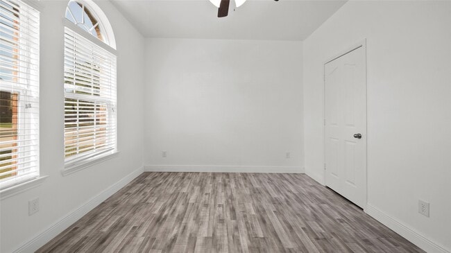 Photo - 6439 Brimridge Ln