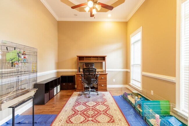 Photo - Spacious 4-Bedroom, 3-Bath Home with Large Screened-In Porch & Modern Features in Hahira, GA