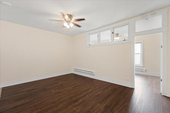 Photo - 1 bedroom in Chicago IL 60614 Unit 3