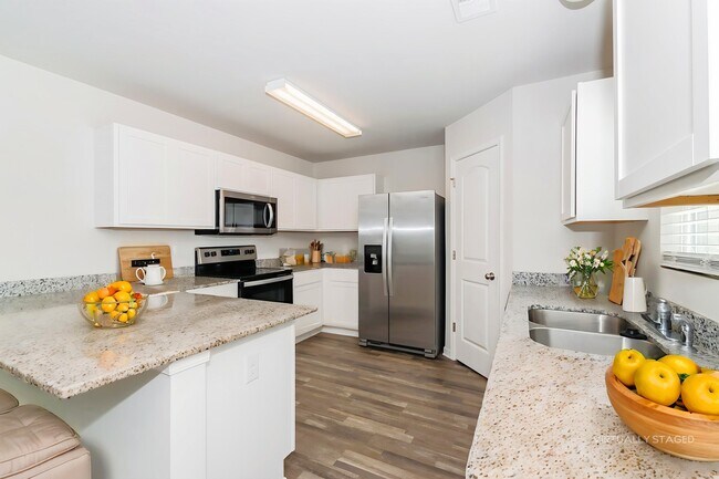 Photo - 112 Saddle Brooke Trce