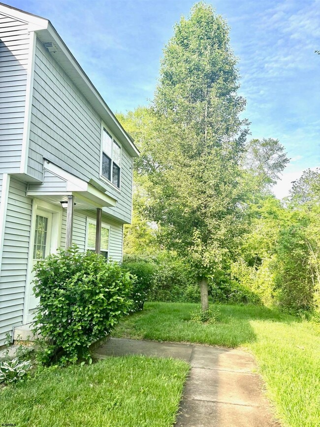 27 Oyster Bay Unit G