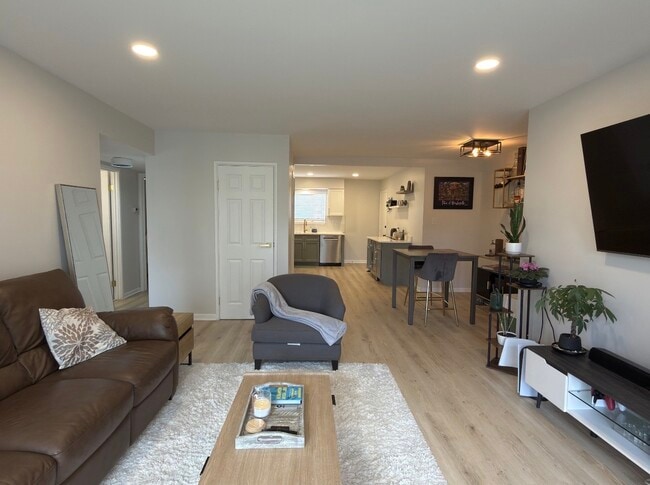 Photo - 9416 Bay Colony Dr Unit 9416 3S