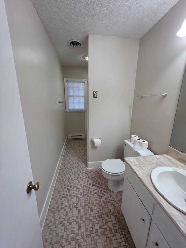 Photo - 3 BR with Den & Carport!