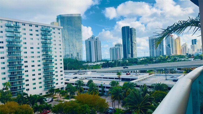 Photo - 19390 Collins Ave Unit 816