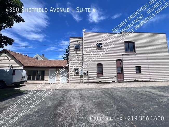 Photo - 4350 Sheffield Ave Unidad Suite 4