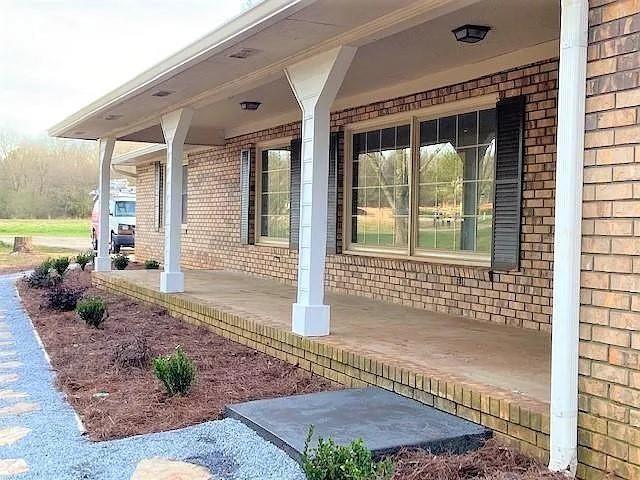 Photo - 4135 Matt Hwy