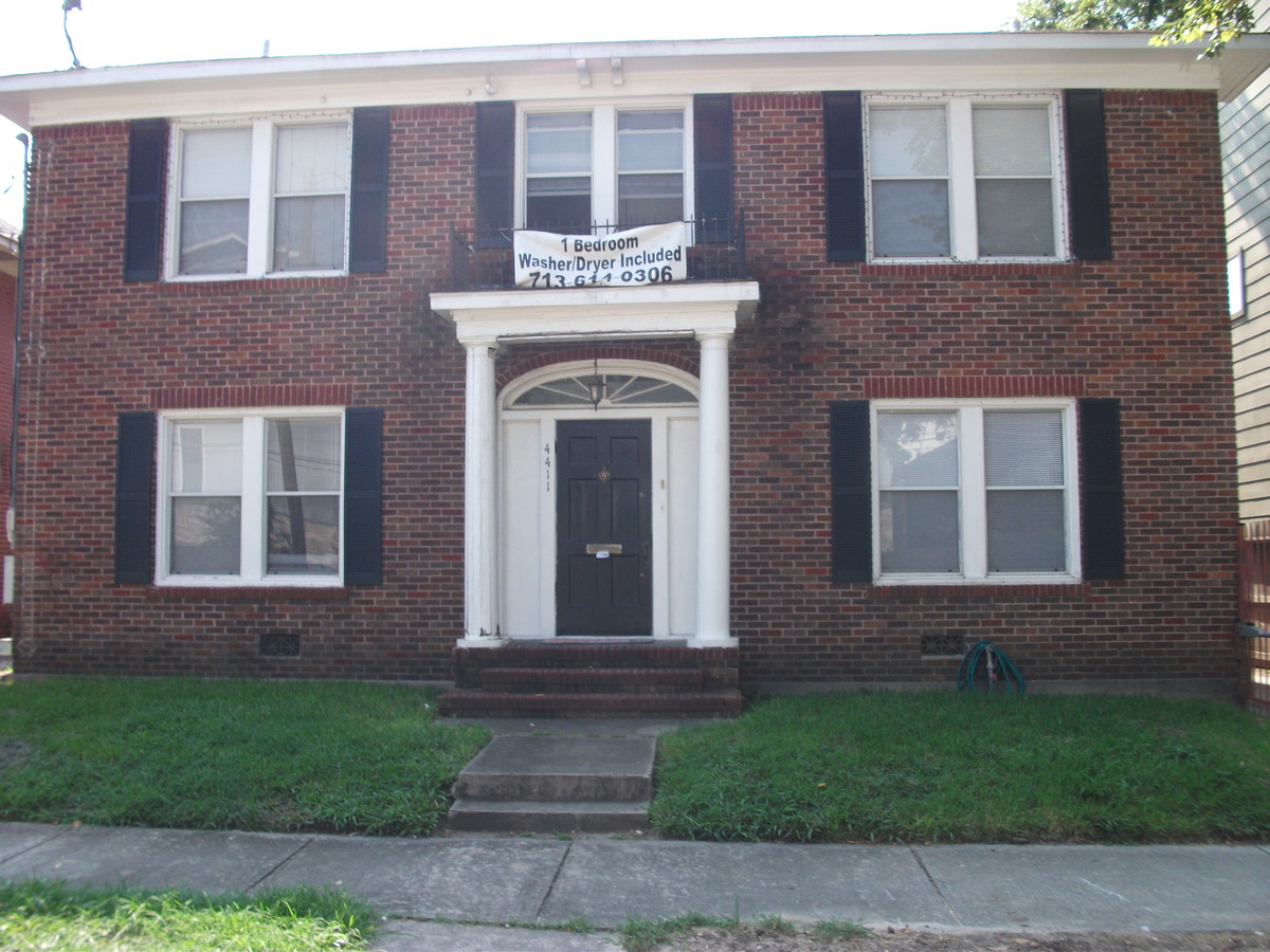 FRONT DOOR - 4411 La Branch St Condo