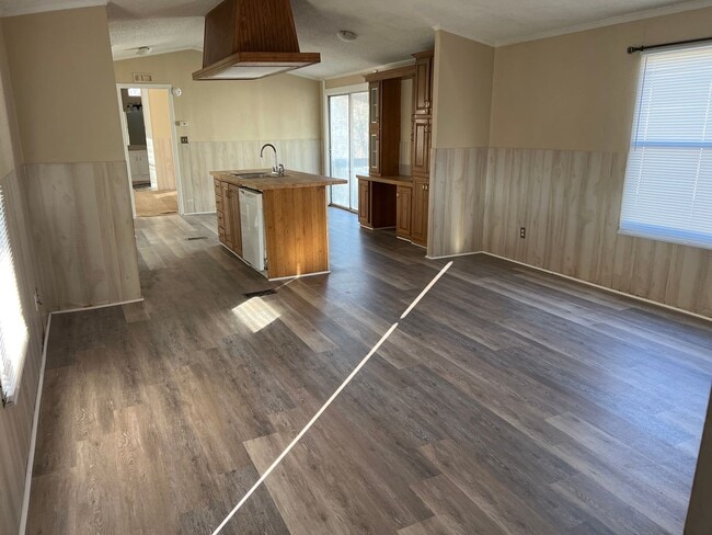 Photo - In the KEYS ... Open Floor plan 3 bedroom 2 bathroom