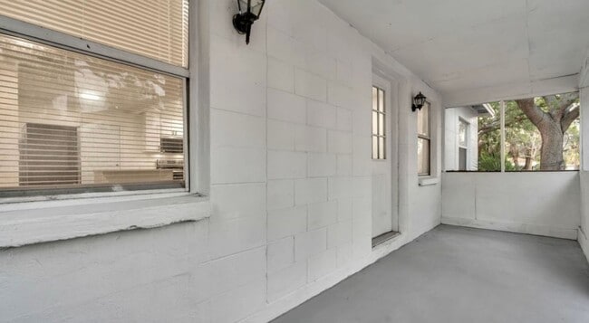 Photo - FIRST MONTH'S RENT COMPLETELY FREE MOVE-IN...