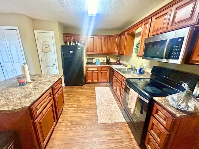 Photo - 117 Tuscany Trail