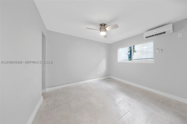 Photo - 1150 NW 1st St Unit 4