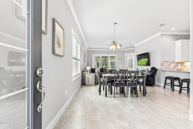 Photo - 30 Longridge Ln