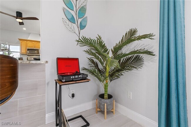 Photo - 794 95th Ave N