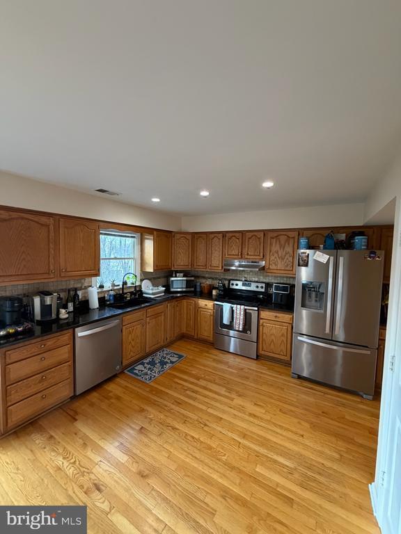 Photo - 281 Tall Oak Dr