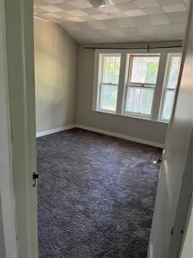 Photo - 406 S 6th Ave Unit Upper